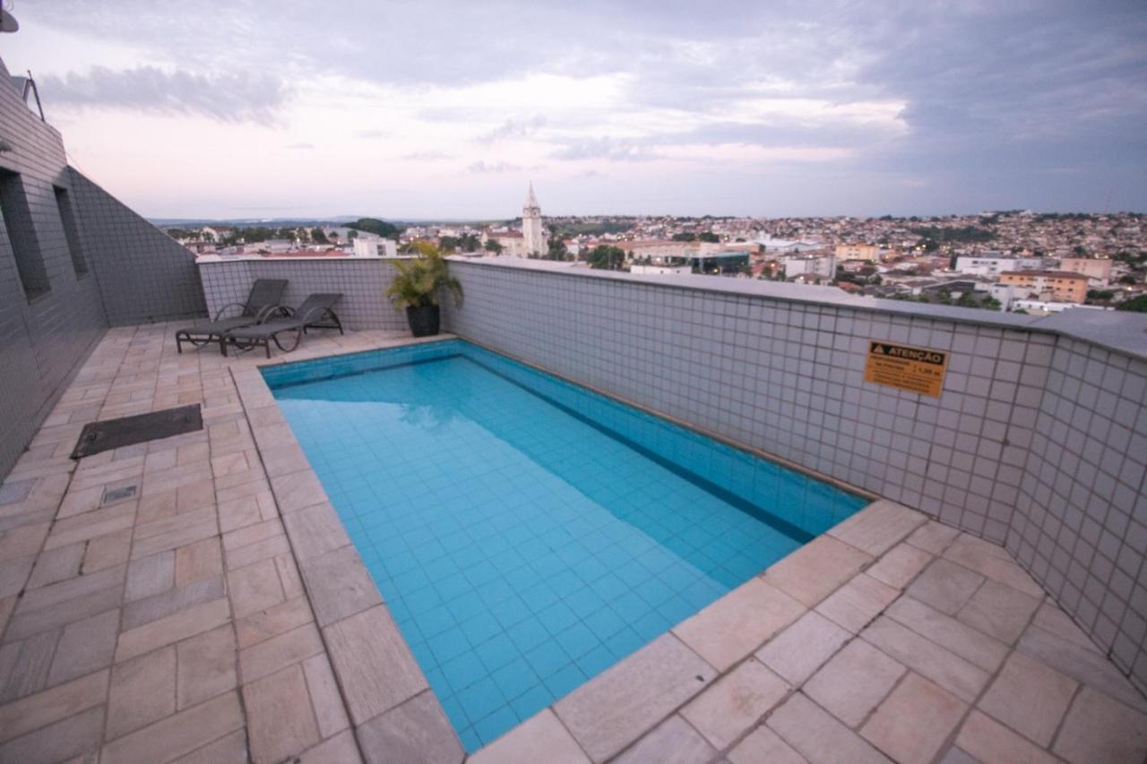 Apartmán Flat Completo No Centro De Araxa - 902 Exteriér fotografie