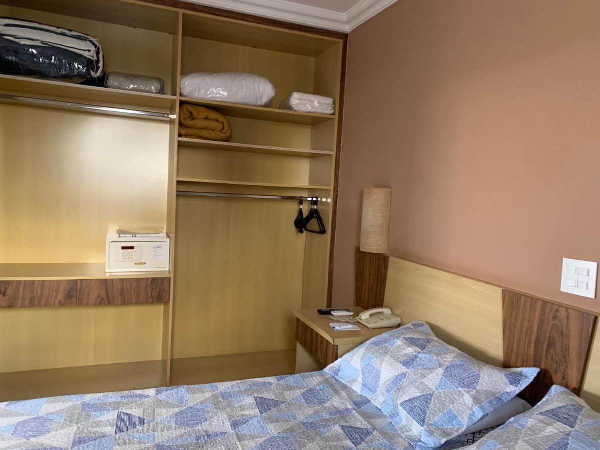 Apartmán Flat Completo No Centro De Araxa - 902 Exteriér fotografie