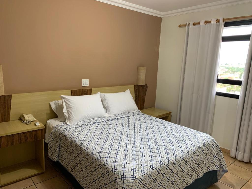 Apartmán Flat Completo No Centro De Araxa - 902 Exteriér fotografie